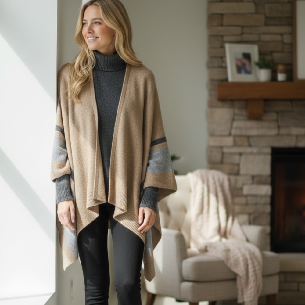 NWT Velvet by Graham & Spencer Harper Open Front Poncho Fall Winter Gift Cozy